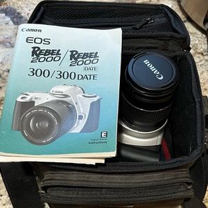 SOLD!!!! Canon Rebel 2000 35 mm camera with extra lens and carry bag